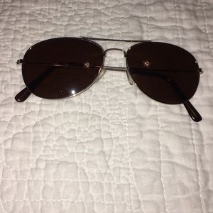 Brown sunglasses